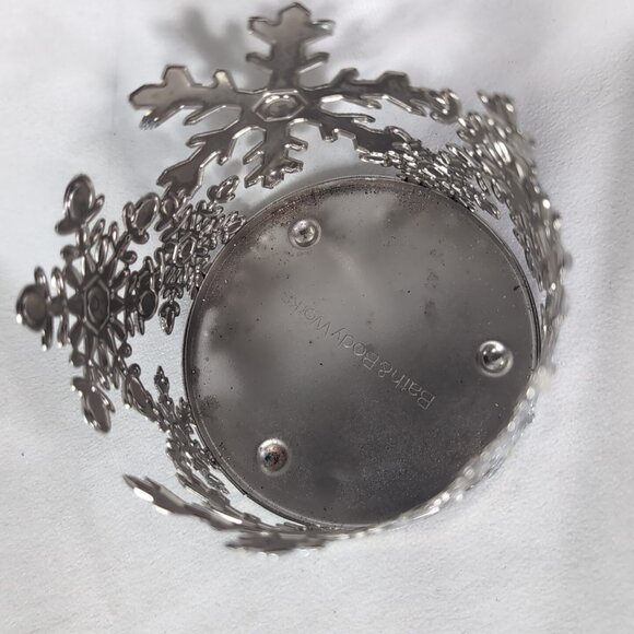 Bath & Body Works Glitter Snowflake Silver Winter 3-Wick Candle Holder Holiday - Picture 5 of 10